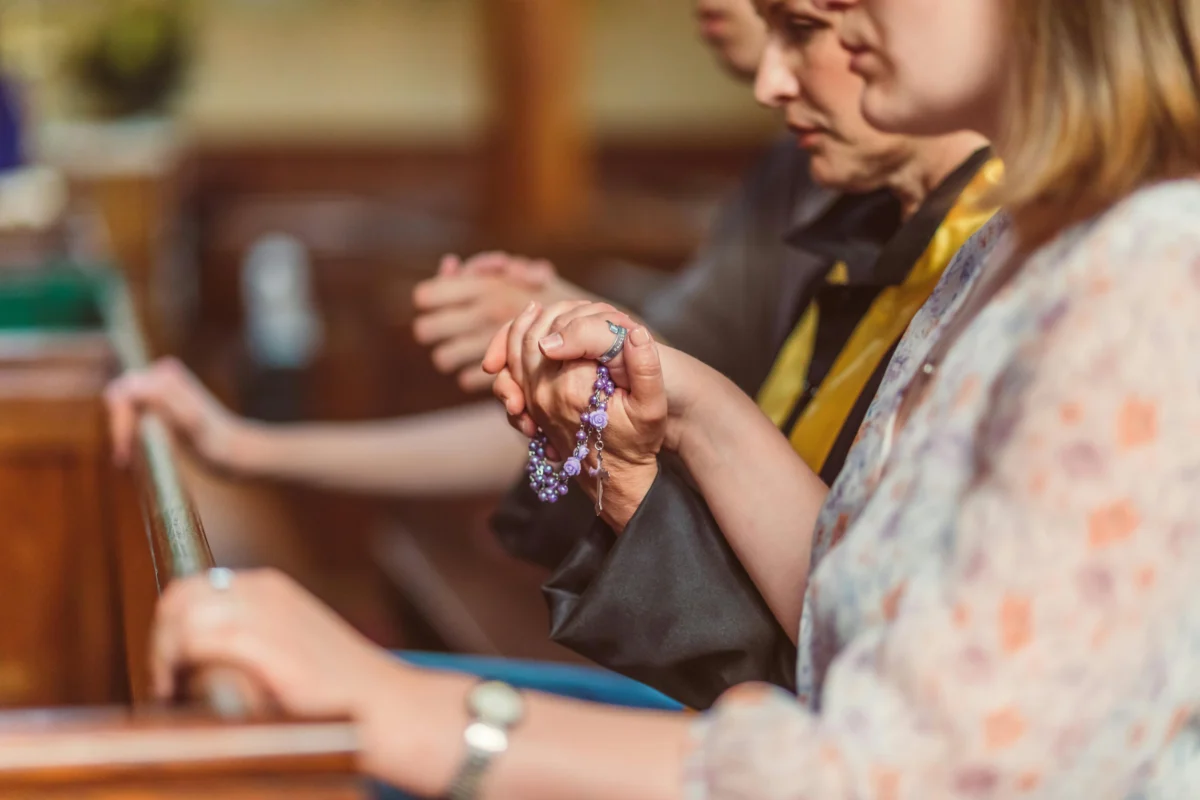 how to meditate on the mysteries during the rosary