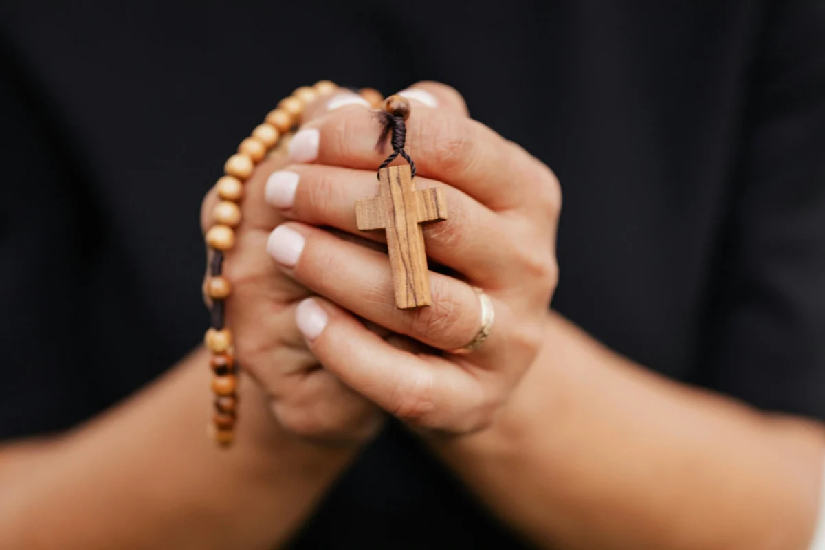 do you have to pray the rosary as a catholic
