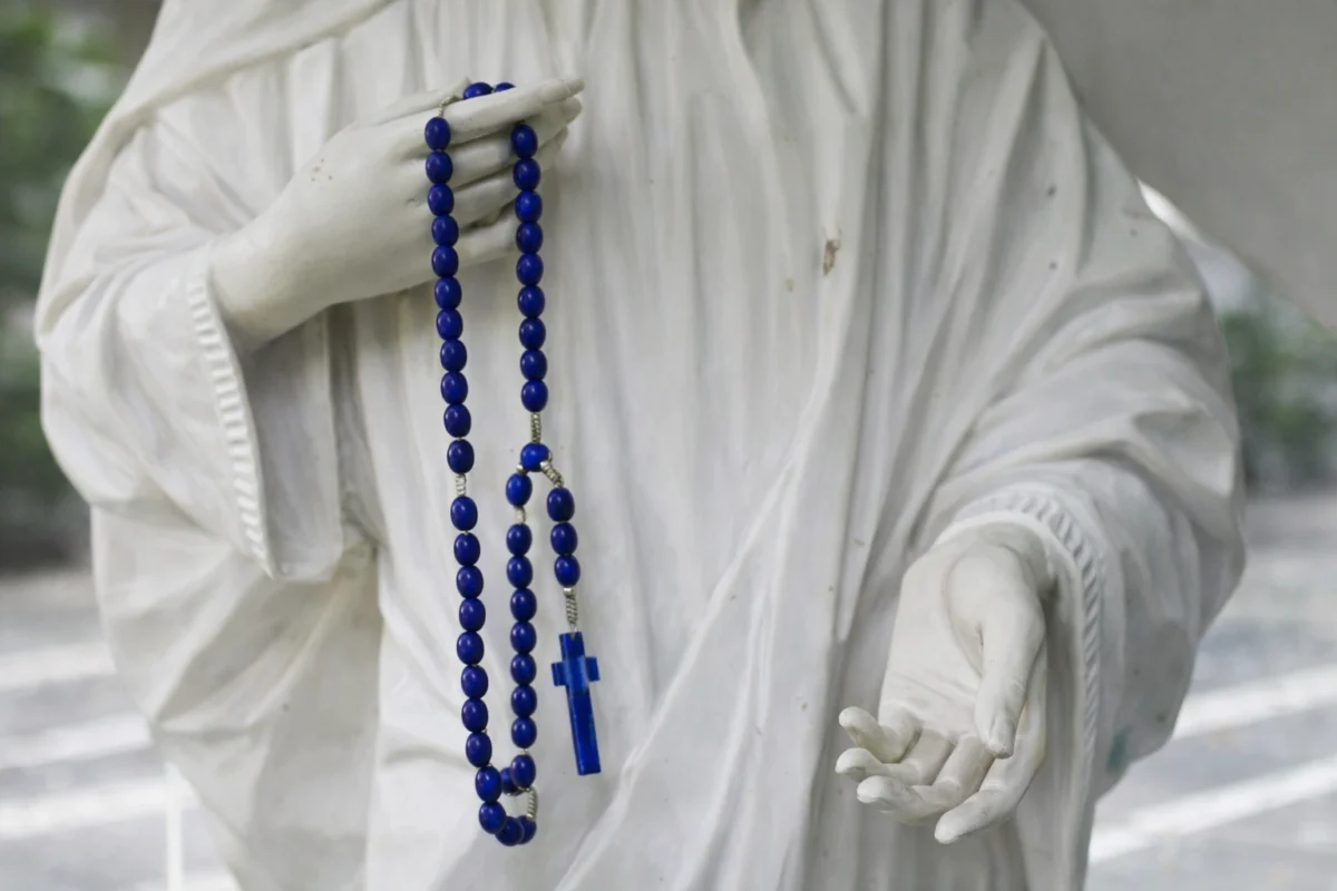 light blue rosary beads meaning