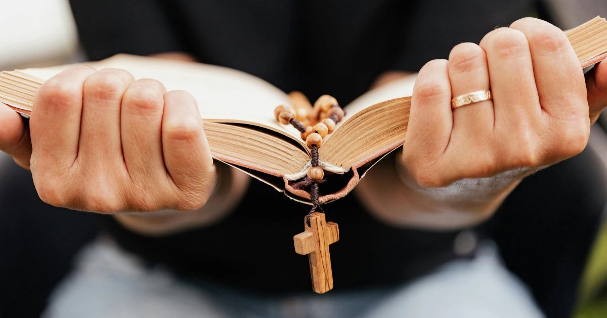 How to Pray a Decade of the Rosary